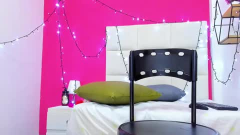 Snapshot of gisele_sexy69 chatting on 03.08.25 Gisele online show from 03.08.25