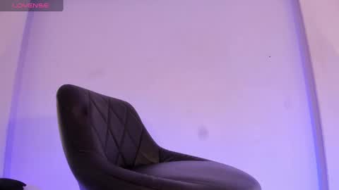 gisellecarteer__ online show from 10.30.25