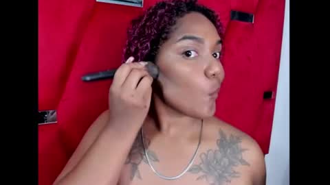 Snapshot of gisselle_hh chatting on 06.22.26 Gisselle online show from 06.22.26