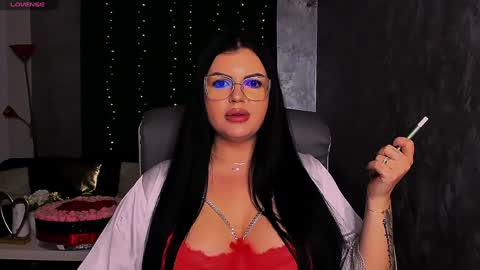 Snapshot of giulyalust chatting on 12.02.24 Giulia online show from 12.02.24