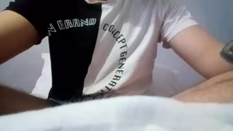 Snapshot of giuseppeciao206 chatting on 12.15.25 elen06 online show from 12.15.25