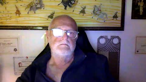 giutomma930394 online show from 04.19.26