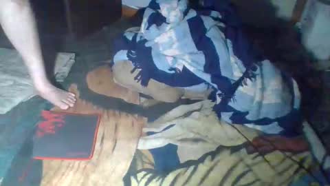 Snapshot of givr6inches chatting on 02.26.25 e-Bizl online show from 02.26.25