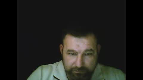 Snapshot of gjleeke chatting on 01.19.25 guzz online show from 01.19.25