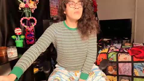 glaceon9 online show from 02.24.25