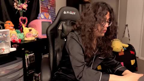 glaceon9 online show from 10.01.25