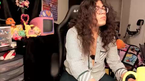 glaceon9 online show from 10.16.25