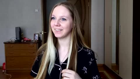 Snapshot of gladissoter chatting on 02.22.26 Violetta online show from 02.22.26