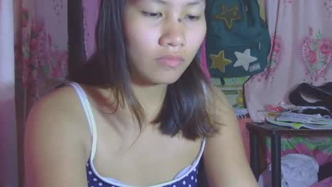 glamgoddess23 online show from 12.19.25