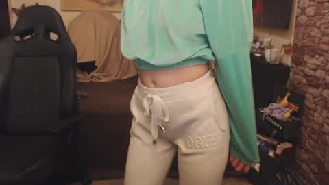 Glamourhottie online show from 12.13.24