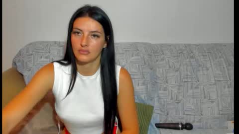 Snapshot of glamourouskassy chatting on 09.17.25 Casandra online show from 09.17.25