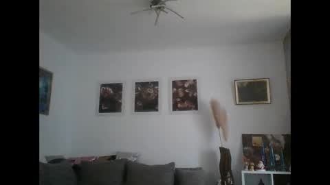 Snapshot of glanzer88999 chatting on 12.08.24 glanzer88999 online show from 12.08.24