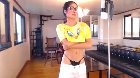 Snapshot of gleiahong chatting on 10.02.25 gleiahong online show from 10.02.25