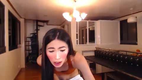 Snapshot of gleiahong chatting on 10.29.25 gleiahong online show from 10.29.25