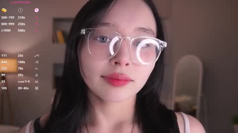 Snapshot of glennabardy chatting on 02.10.26 Sandra online show from 02.10.26