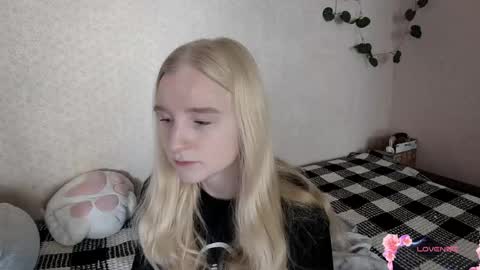 Laura online show from 05.06.26