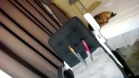 glenndou_daxs online show from 12.20.25