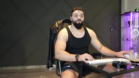 Matthew .. for short call me Matt online show from 04.05.26