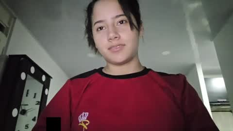 Snapshot of gley_ chatting on 04.14.26 Gley online show from 04.14.26