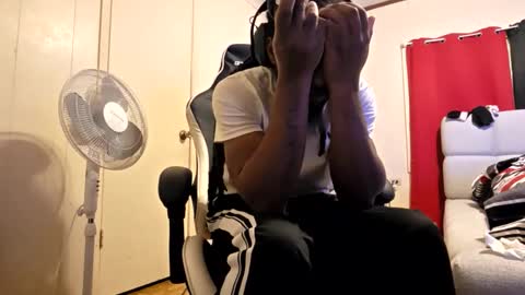 glomightyj online show from 02.01.26