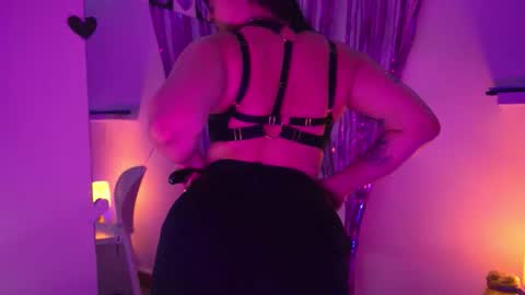 Mimi online show from 02.28.26