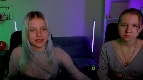 Snapshot of gloria_bubble chatting on 10.19.25 your dream online show from 10.19.25