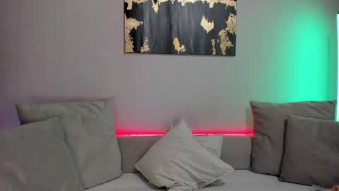 Gloria online show from 02.19.25