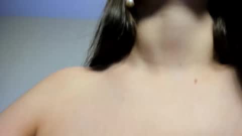 Gloria online show from 10.15.25