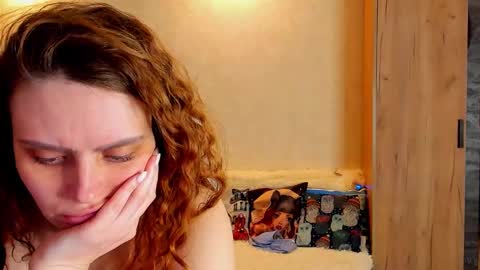 Gloria Wood online show from 02.14.25