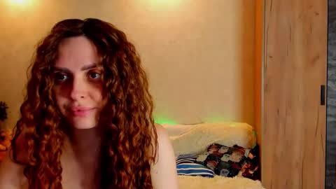 Gloria Wood online show from 02.15.25