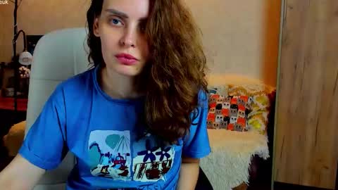 Gloria Wood online show from 10.10.25