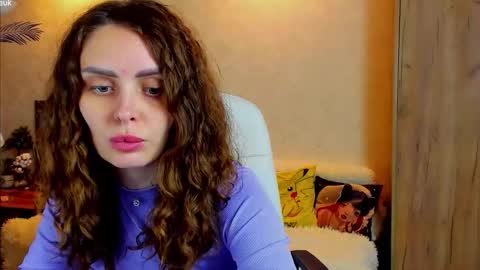 Gloria Wood online show from 10.25.25