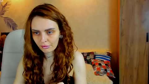 Gloria Wood online show from 05.09.26