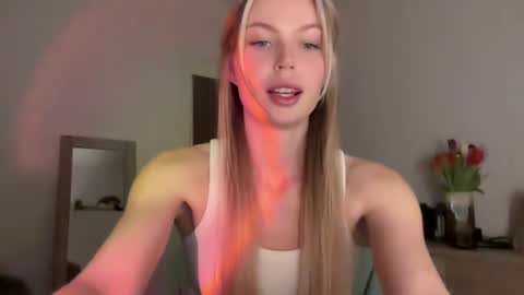 glow_angel online show from 01.29.25