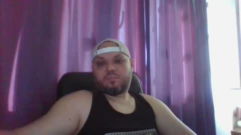 Snapshot of glusgan chatting on 06.17.26 Your boy online show from 06.17.26