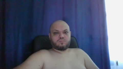 Snapshot of glusgan chatting on 07.12.26 Your boy online show from 07.12.26