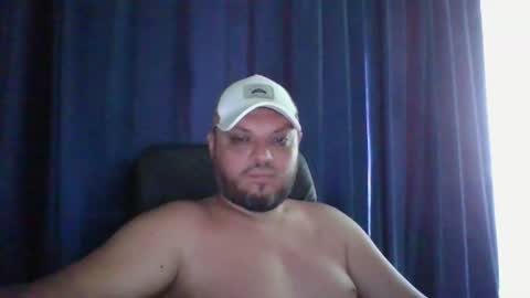 Snapshot of glusgan chatting on 07.20.26 Your boy online show from 07.20.26