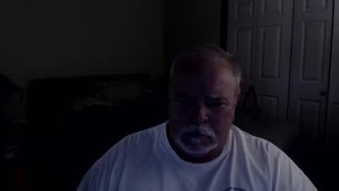 Snapshot of gmctruckguy chatting on 10.31.25 gmctruckguy online show from 10.31.25