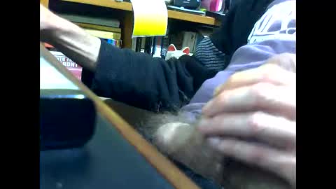 Snapshot of gmjavenger chatting on 05.10.26 PencilDick online show from 05.10.26