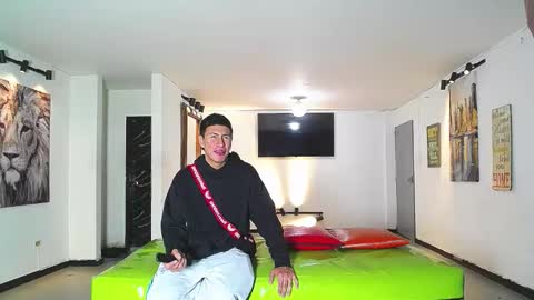 THOMAS AND DAMIAND online show from 01.18.26