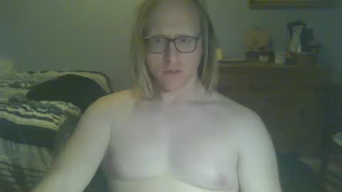 Snapshot of gnger31foru chatting on 12.04.24 Steven Meadow online show from 12.04.24