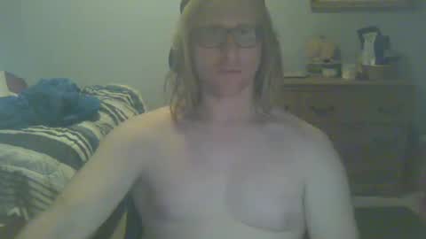 Snapshot of gnger31foru chatting on 12.07.24 Steven Meadow online show from 12.07.24