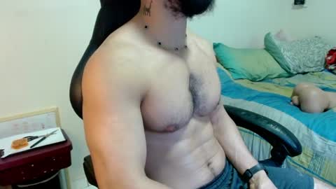Snapshot of god_hunkules chatting on 07.17.26 god hunkules online show from 07.17.26