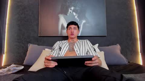 Snapshot of god_of_olympus1 chatting on 12.15.24 steven online show from 12.15.24