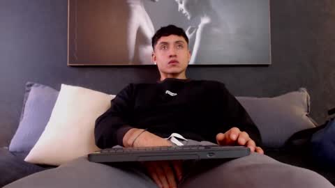 Snapshot of god_of_olympus1 chatting on 12.25.24 steven online show from 12.25.24