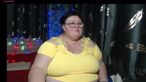 Snapshot of goddess57 chatting on 12.22.25 Goddess online show from 12.22.25