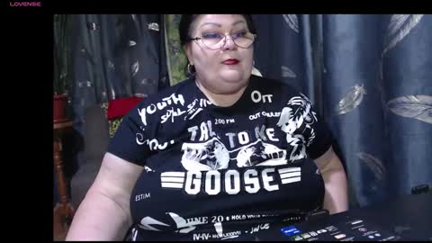 Snapshot of goddess57 chatting on 02.10.26 Goddess online show from 02.10.26