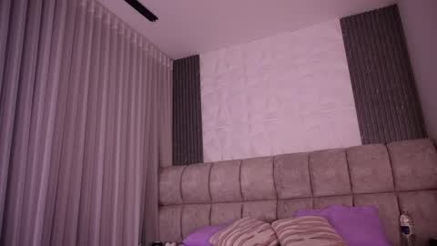 Snapshot of goddess_eli77 chatting on 05.30.26 goddess_eli77 online show from 05.30.26