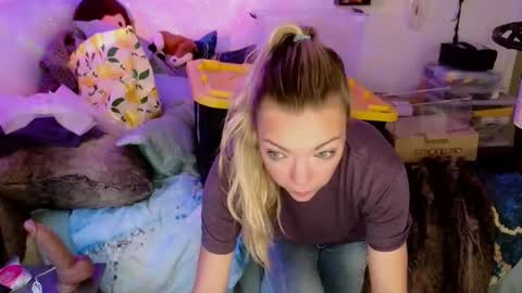 Patricia Mars           Goddess of Mars twitter thegoddessmindy online show from 10.28.25