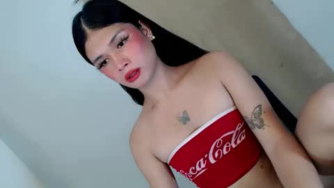 Snapshot of goddess_riana chatting on 02.07.26 YOUR GODDESS RIAN online show from 02.07.26